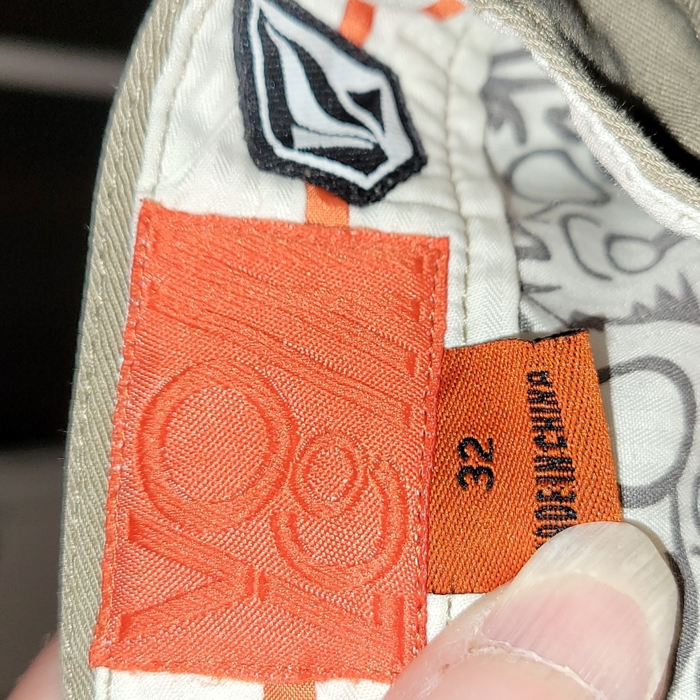 Volcom Khakis - Picture 7 of 7